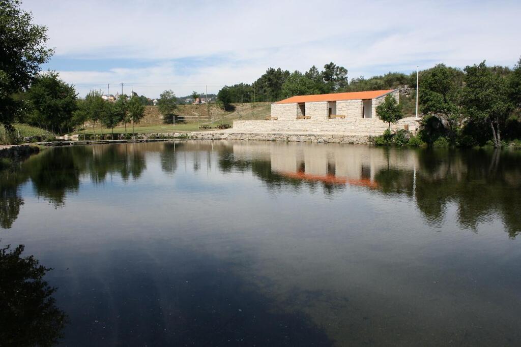 Casa Dos Pisoeiros Montemuro/Douro São Joaninho Extérieur photo